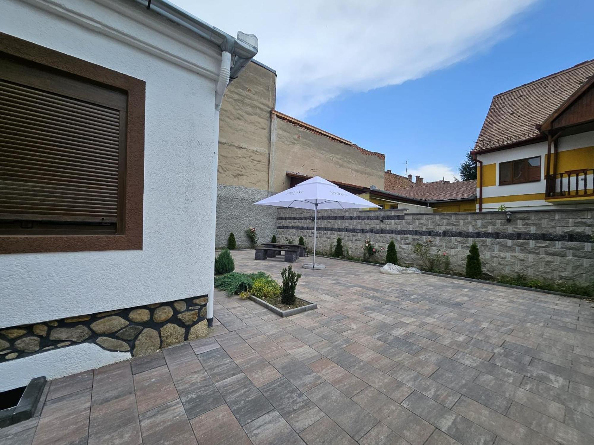 Casa Raduly - Apartament Demisol Sibiu Exterior photo